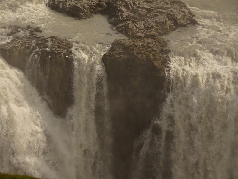 Above 23-Jul-19   12 23 44