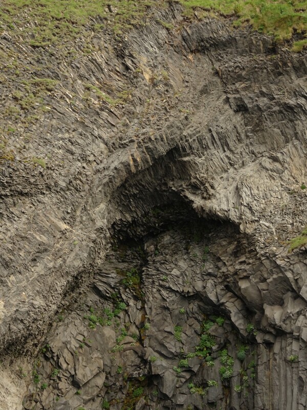 Halsanefshellir 25-Jul-19   15 55 02