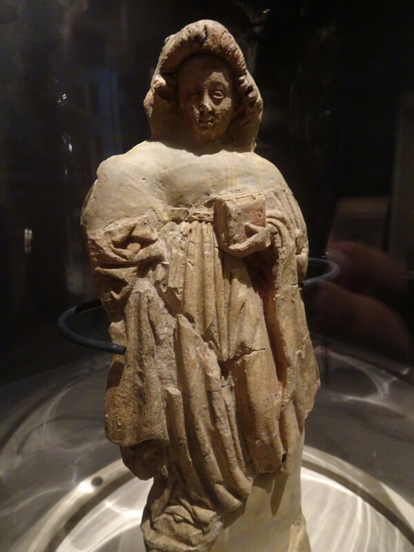 Iceland National Museum 24-Jul-19   14 26 10