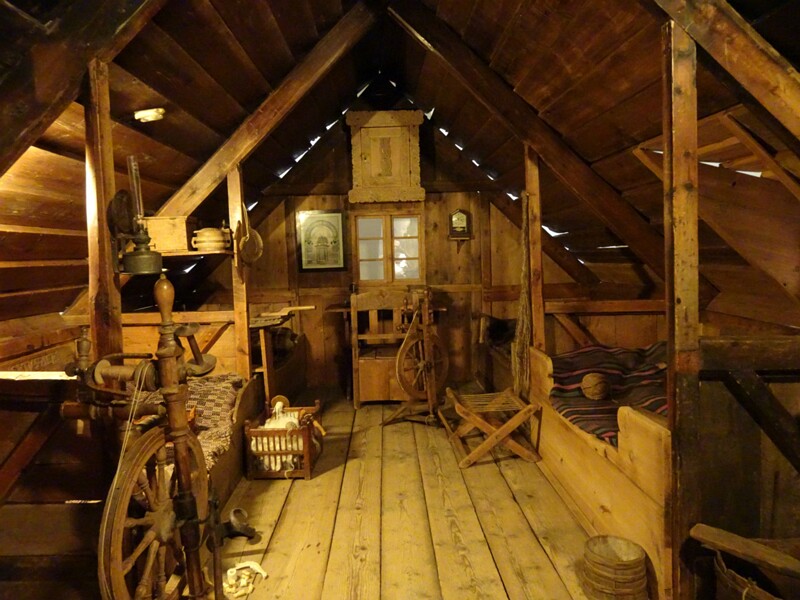 Iceland National Museum 24-Jul-19   16 30 52