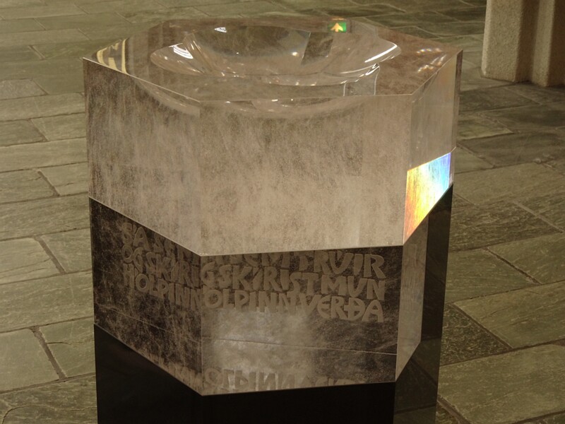 Inside 22-Jul-19   12 39 00