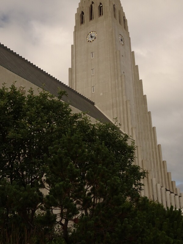 Outside 22-Jul-19   12 21 36