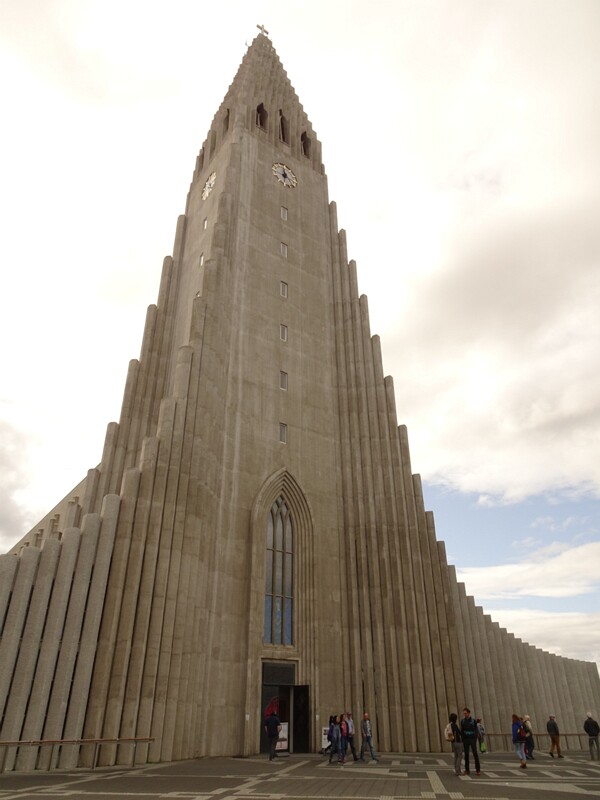 Outside 22-Jul-19   12 24 26