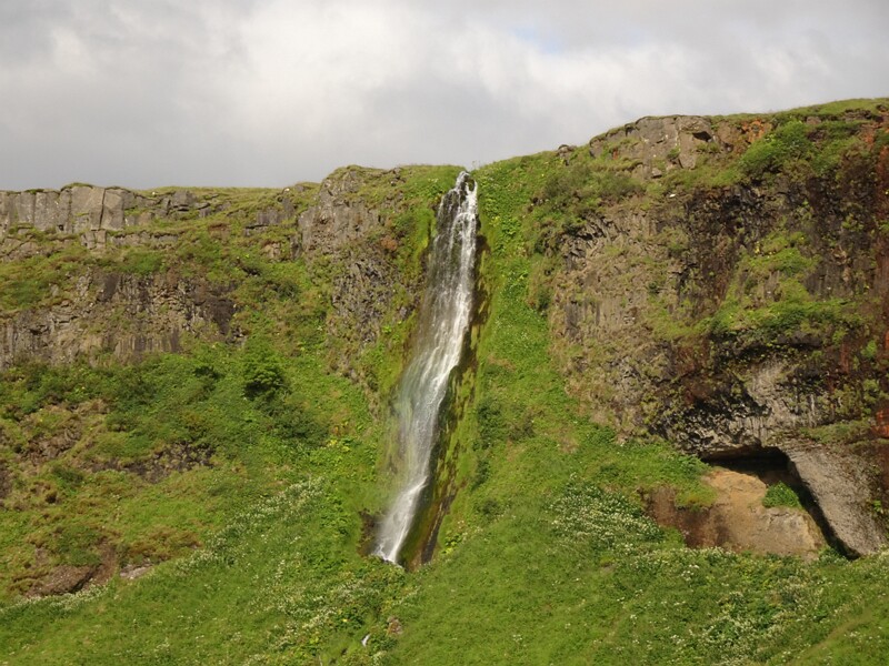 Seljalandfoss 25-Jul-19   18 20 58