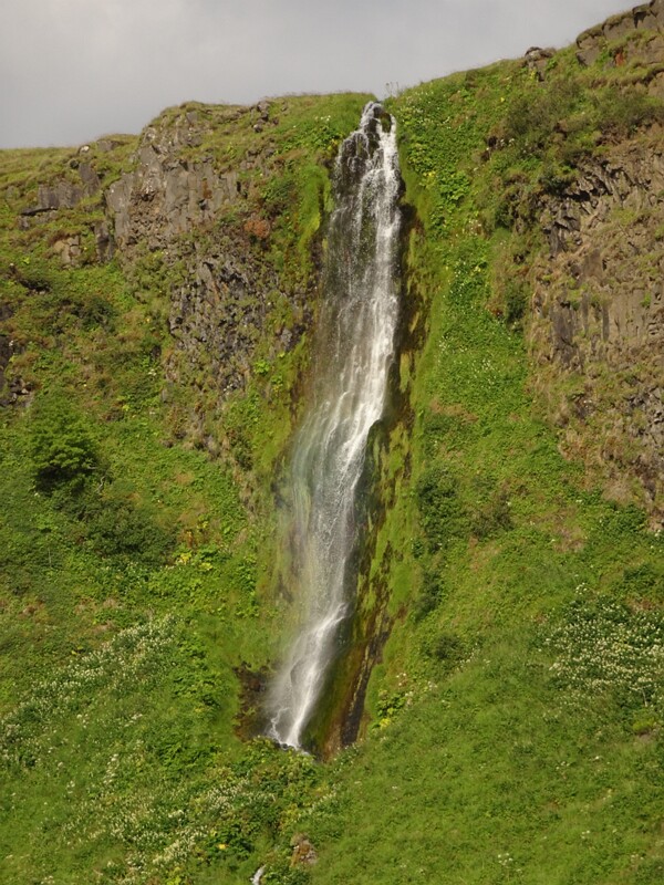 Seljalandfoss 25-Jul-19   18 21 08