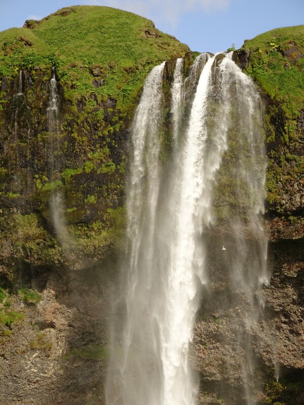 Seljalandfoss 25-Jul-19   18 22 46