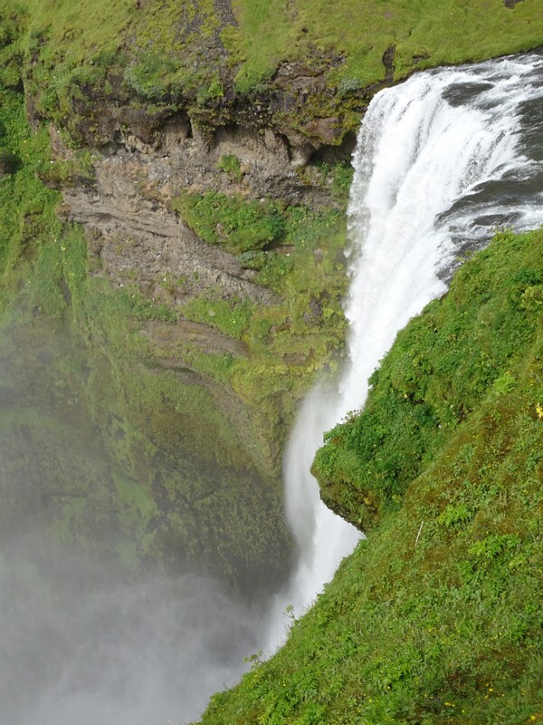 Above 25-Jul-19   13 03 00